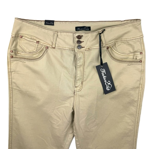 Fashion 20 Love Women’s Jeans Sz 20 Stretch Wide Leg Relaxed Fit Beige Denim NWT - Picture 4 of 15